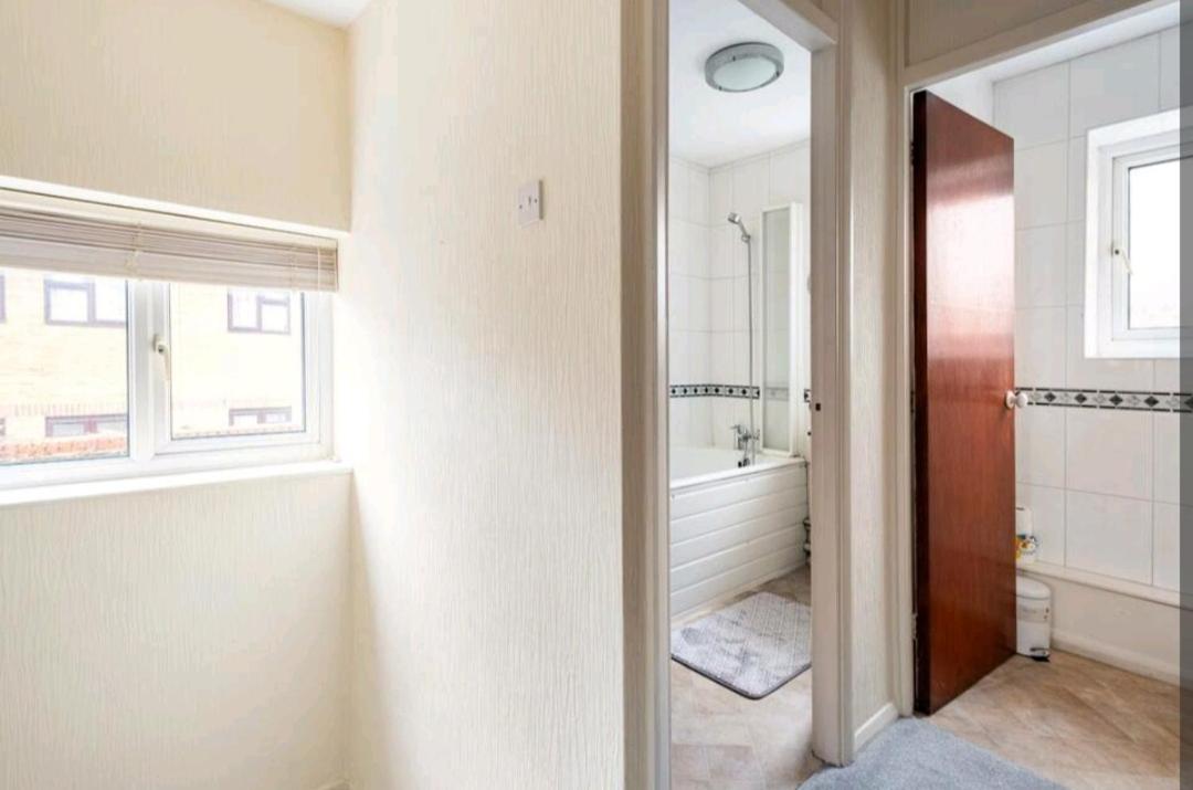 London Stratford Holiday Home Exterior photo