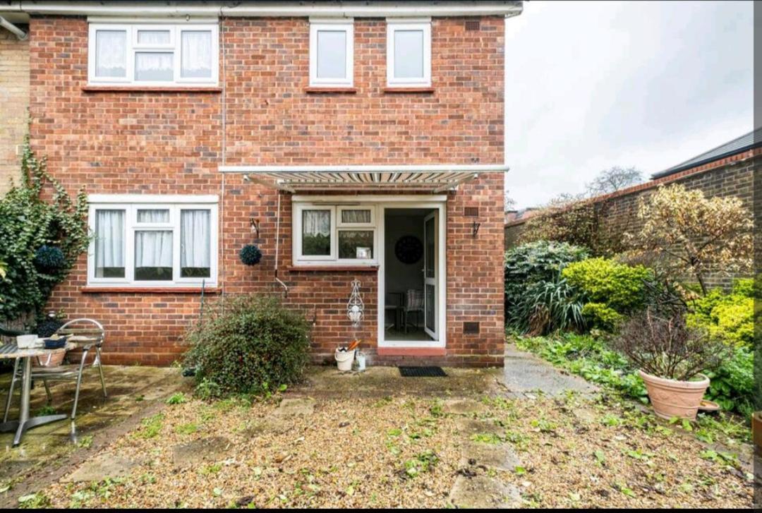 London Stratford Holiday Home Exterior photo